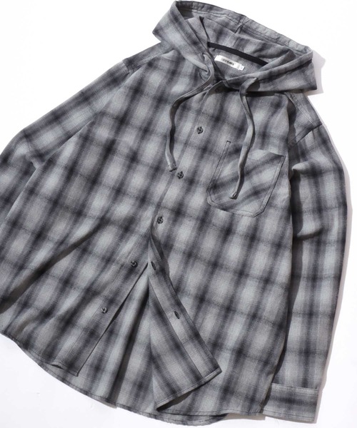 SITRY（シトリー）の「Flannel Check Hoodie Shirt/オーバーサイズ フランネルシャツ ネルチェックシャツ オンブレチェックシャツ フードシャツ フーディー（シャツ/ブラウス・メンズ・ホワイト/ブラック/ネイビー/レッド/サックスブルー/グリーン/マスタード・LL/M/L）」の3枚目の写真