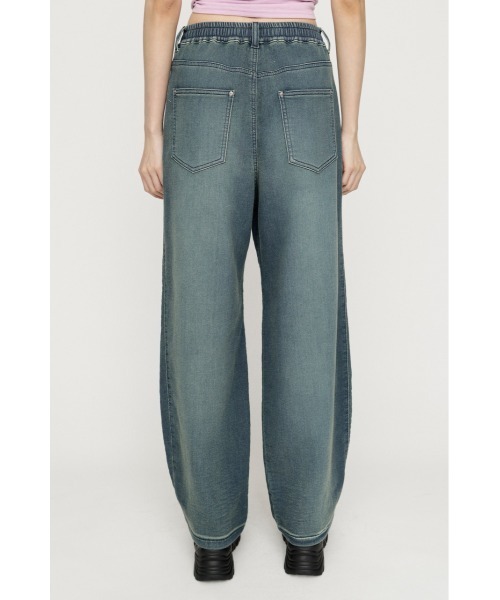 SLY(スライ)の「BARRELLEG DENIM LIKE SW PT バレルレッグデニムライクスウェットパンツ 秋服 冬服(スウェットパンツ・レディース・ブルー/ダークブルー・1/2)」の8枚目の写真