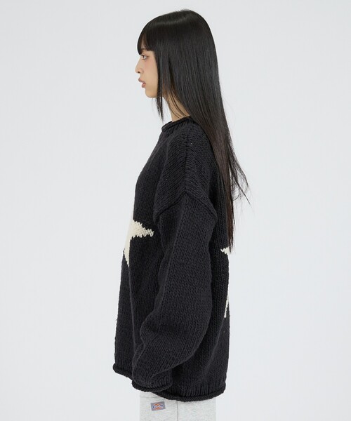 THRIFTY LOOK(スリフティールック)の「【THRIFTY LOOK / スリフティールック】HAND KNIT ROLLNECK SWEATER / ハンドニット ロールネックセーター(ニット/セーター・メンズ・ネイビー/ブラック・フリー)」の20枚目の写真