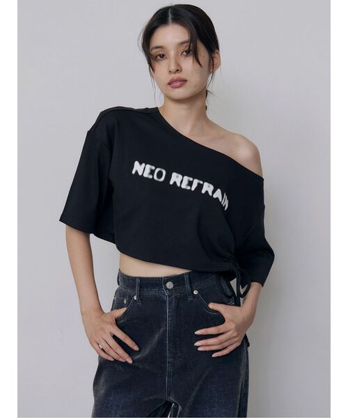MURUA（ムルーア）の「ワンショルロゴワイドTシャツ（Tシャツ/カットソー・レディース・ホワイト/ブラック・FREE）」の3枚目の写真