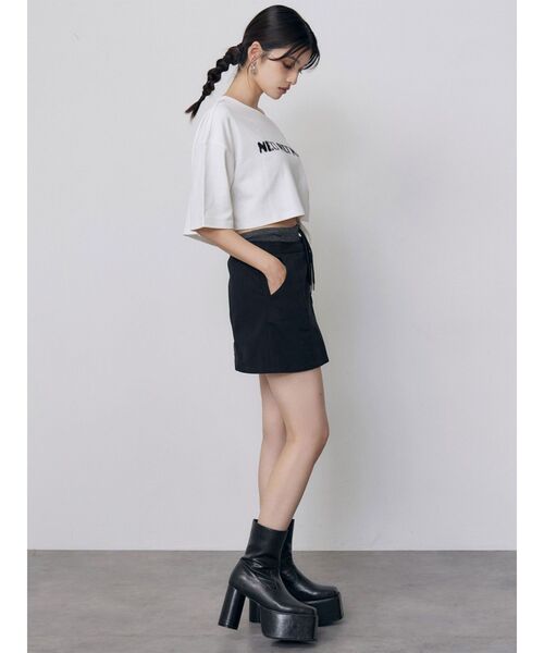 MURUA（ムルーア）の「ワンショルロゴワイドTシャツ（Tシャツ/カットソー・レディース・ホワイト/ブラック・FREE）」の21枚目の写真
