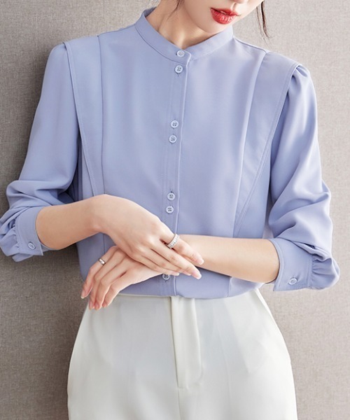 AMAJI(アマジ)の「スタンドカラー シフォン長袖シャツ(シャツ/ブラウス・レディース・ライトブルー・MEDIUM/LARGE/X-LARGE/SMALL)」の2枚目の写真