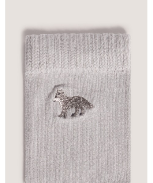 Maison Kitsune(メゾンキツネ)の「BABY FOX SOCKS(ソックス/靴下・メンズ・グレー系その他・M/S)」の2枚目の写真