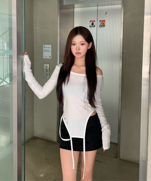 KHAKIPOINT(カーキポイント)の「Extended Strap Top (white)(Tシャツ/カットソー・レディース・その他・FREE)」の3枚目の写真