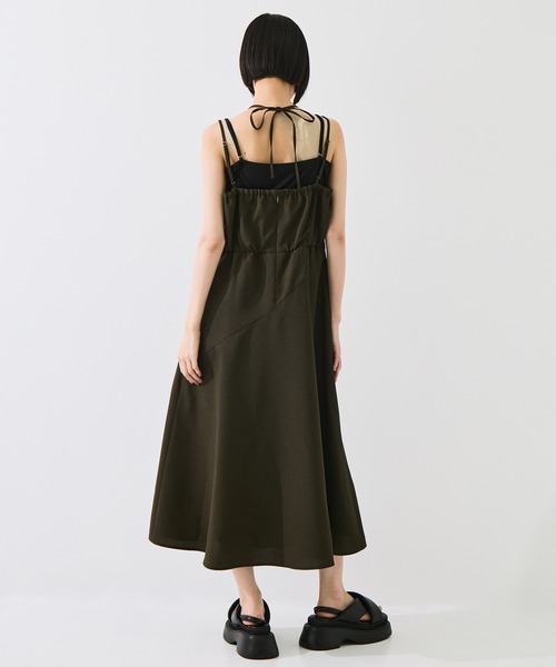 STUDIOUS(ステュディオス)の「【STUDIOUS/ステュディオス】Layered Panel Dress/レイヤードパネルドレス/ウォッシャブル/首紐取り外し可/マルチウェイ(ジャンパースカート・レディース・グレー/ダークブラウン・FREE)」の6枚目の写真