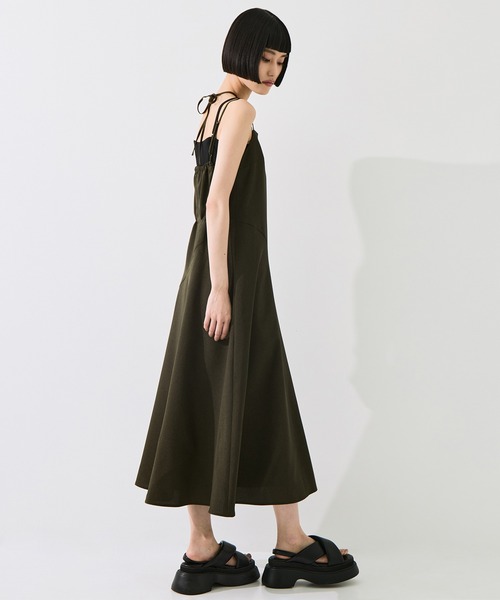STUDIOUS(ステュディオス)の「【STUDIOUS/ステュディオス】Layered Panel Dress/レイヤードパネルドレス/ウォッシャブル/首紐取り外し可/マルチウェイ(ジャンパースカート・レディース・グレー/ダークブラウン・FREE)」の5枚目の写真
