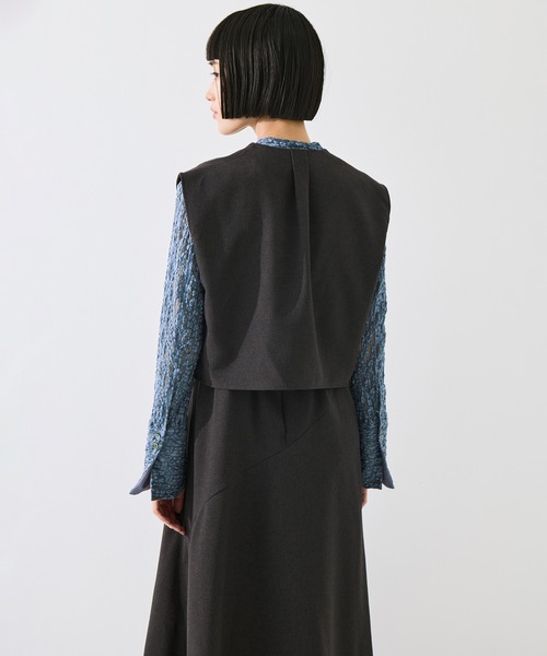 STUDIOUS(ステュディオス)の「【STUDIOUS/ステュディオス】Layered Panel Dress/レイヤードパネルドレス/ウォッシャブル/首紐取り外し可/マルチウェイ(ジャンパースカート・レディース・グレー/ダークブラウン・FREE)」の15枚目の写真