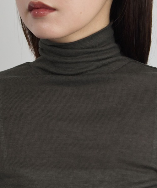 STELLA FISH(ステラフィッシュ)の「袖ギャザーシアータートルTOPS(Tシャツ/カットソー・レディース・チャコールグレー/ブラウン/オフホワイト/ライトオリーブ・FREE)」の13枚目の写真