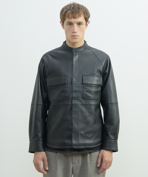 MEN'S MELROSE(メンズメルローズ)の「シープナッパレザー シャツジャケット(ミリタリージャケット・メンズ・ブラック・4/3)」の2枚目の写真