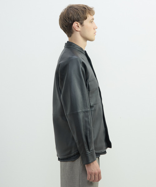 MEN'S MELROSE(メンズメルローズ)の「シープナッパレザー シャツジャケット(ミリタリージャケット・メンズ・ブラック・4/3)」の5枚目の写真