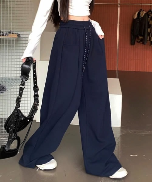 Pittok(ピットク)の「ポケット付きイージーワイド スウェットパンツ(スウェットパンツ・レディース・ネイビー/グレー/ブラック・MEDIUM)」の10枚目の写真