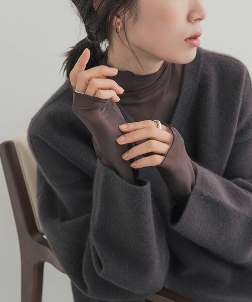 URBAN RESEARCH DOORS（アーバンリサーチドアーズ）の「ハイネックチュールインナー（Tシャツ/カットソー・レディース・オフホワイト/ドット/ブラウン・FREE）」の4枚目の写真