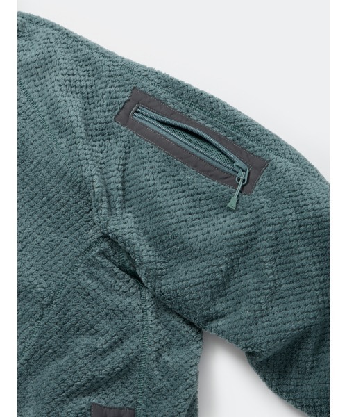 DAIWA PIER39(ダイワピア39)の「TECH MIL FLEECE JACKET BJ-70026W(ブルゾン・メンズ・グリーン/ブラック・LARGE/X-LARGE/SMALL/MEDIUM)」の11枚目の写真