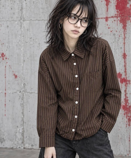 KAMINARI_TOKIO（カミナリトキオ）の「マルチストライプ裾ドロストオーバーシャツ（Tシャツ/カットソー・レディース・ネイビー/ブラウン/オレンジ/アイボリー・FREE）」の17枚目の写真