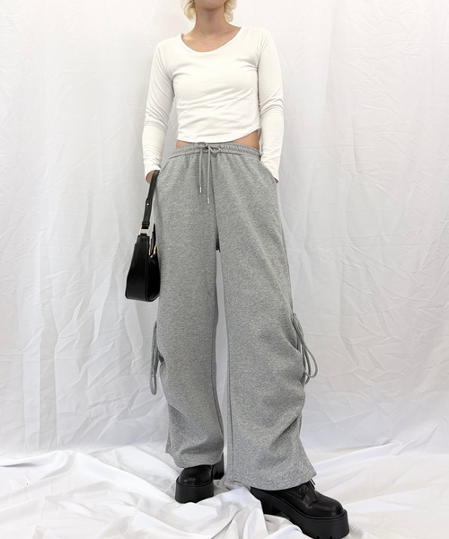 Alite cloth（アリーテクロス）の「サイドシャーリング ワイドスウェットパンツ / ルーズシルエット（スウェットパンツ・レディース・ダークグレー/グレー/ブラック/ライトグレー・S/L/M）」の5枚目の写真