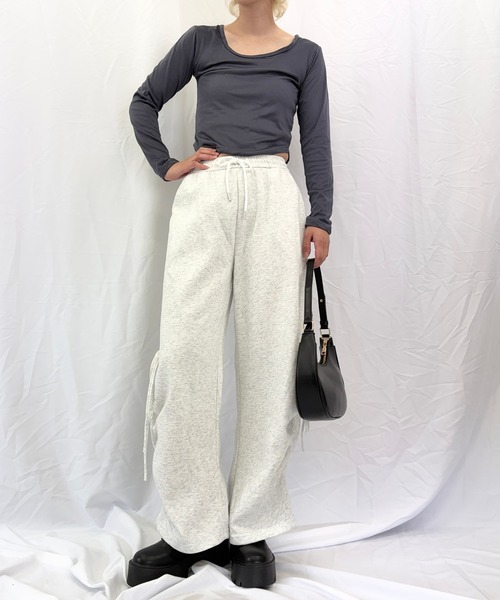 Alite cloth（アリーテクロス）の「サイドシャーリング ワイドスウェットパンツ / ルーズシルエット（スウェットパンツ・レディース・ダークグレー/グレー/ブラック/ライトグレー・S/L/M）」の11枚目の写真