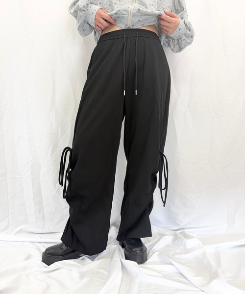 Alite cloth（アリーテクロス）の「サイドシャーリング ワイドスウェットパンツ / ルーズシルエット（スウェットパンツ・レディース・ダークグレー/グレー/ブラック/ライトグレー・S/L/M）」の14枚目の写真