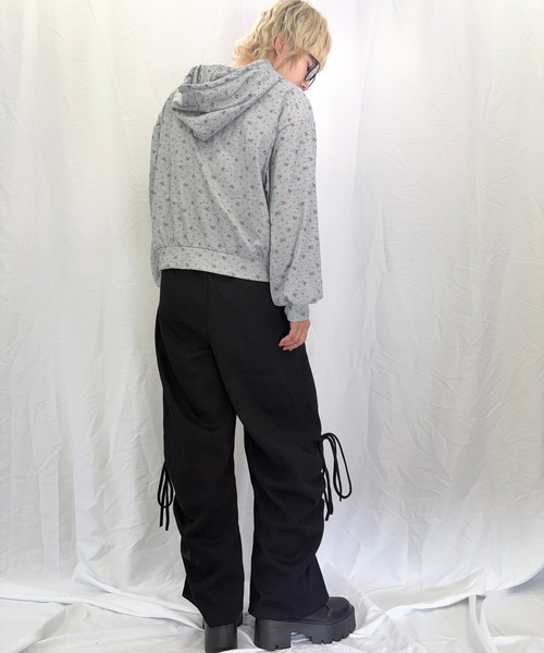 Alite cloth（アリーテクロス）の「サイドシャーリング ワイドスウェットパンツ / ルーズシルエット（スウェットパンツ・レディース・ダークグレー/グレー/ブラック/ライトグレー・S/L/M）」の16枚目の写真