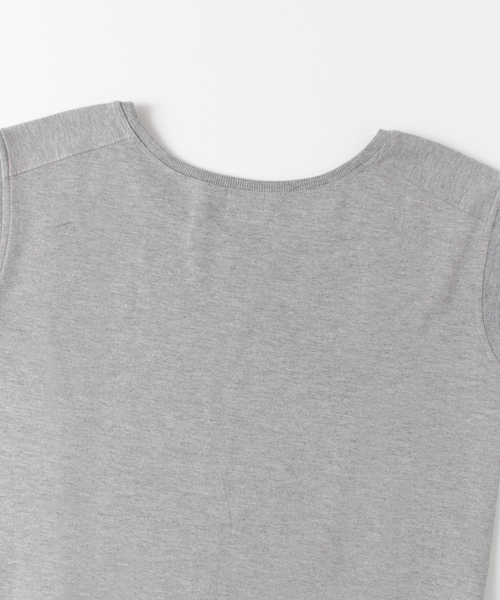 URBAN RESEARCH（アーバンリサーチ）の「UR TRベア裏毛クルーネックワンピース	（ワンピース・レディース・グレー/ネイビー・FREE）」の7枚目の写真