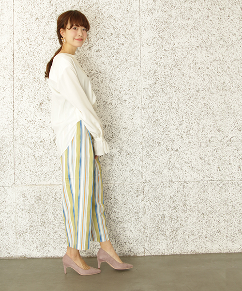 SESTO（セスト）の「7cmストレートヒールのスエード素材美脚ポインテッドトゥパンプス（パンプス・レディース・グレイッシュベージュ/パイソン/ブラック/ダークベージュ/グレー/ブルー/ネイビー/イエロー/ピンク/レッド/その他/ライトグレー/ブラック系その他/ブラック系その他2/グレー系その他/イエロー系その他/オレンジ系その他/ブルー系その他/ホワイト系その他・23.0cm/22.0cm/25.5cm/24.5cm/24.0cm/22.5cm/23.5cm）」の21枚目の写真