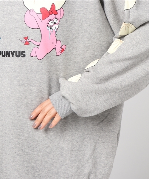 PUNYUS（プニュズ）の「マウスカップルスウェット（スウェット・レディース・ブラック/杢グレー/ホワイト・3/4）」の8枚目の写真