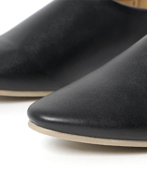 LBC(エルビーシー)の「ソフトバブーシュ (その他シューズ・レディース・ホワイト/ブラック/ライトブラウン・LARGE/MEDIUM)」の8枚目の写真