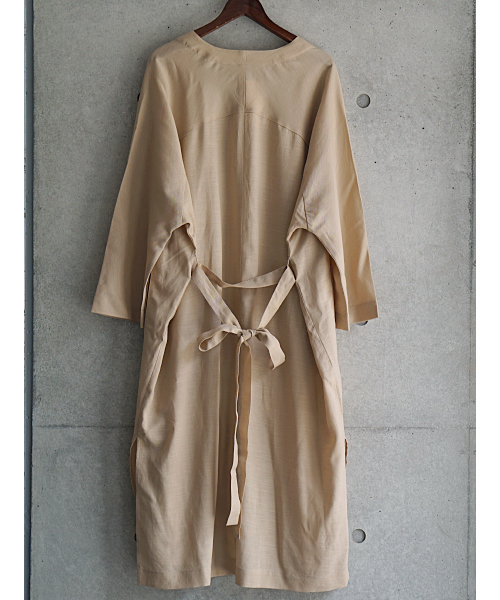 laboratory work(ラボラトリーワーク)の「リネンゆるガウン(その他アウター・レディース・ベージュ/ブラック/カーキ・MEDIUM)」の10枚目の写真