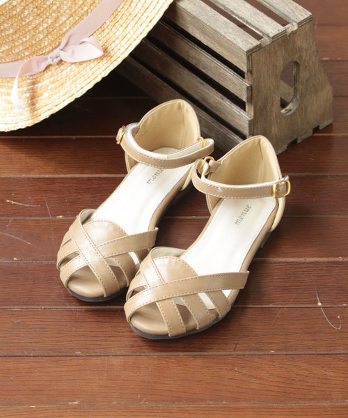 menue（メヌエ）の「キッズ ベルクロ ローウェッジ ストラップ サンダル（サンダル・キッズ・マスタード/ブルー系その他/グレー系その他/キャメル/ピンク/ホワイト/コーラルピンク/イエロー系その他/ブラック/グレイッシュベージュ/ブラウン/レッド・17cm/15cm/16cm/20cm/21.0cm/19cm/18cm）」の6枚目の写真