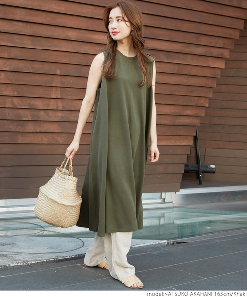 coca（coca）（コカ）の「たっぷりAラインエンボス加工ワンピース（ワンピース・レディース・ホワイト/ブラック/ネイビー/イエロー/レッド/カーキ/オレンジ/ベージュ/マスタード/ターコイズブルー/ダークベージュ・ONE SIZE）」の20枚目の写真