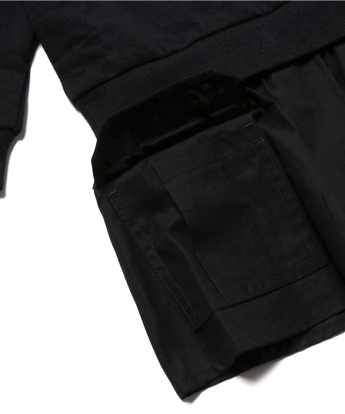 AZUL by moussy（アズールバイマウジー）の「ドッキングカーゴワンピース（ワンピース・キッズ・ブラック/カーキ・100/110/120/130）」の7枚目の写真