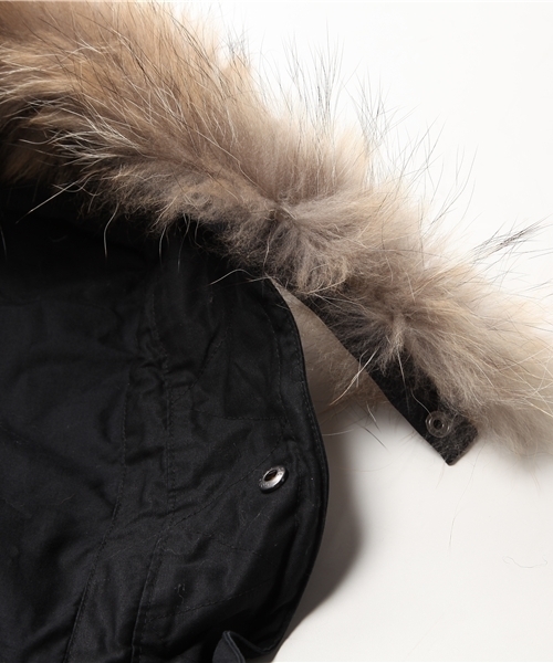 SHIPS JET BLUE(シップスジェットブルー)の「JB: モッズコート●(モッズコート・メンズ・オリーブ/ネイビー/レッド・SMALL/MEDIUM/LARGE/X-LARGE)」の17枚目の写真