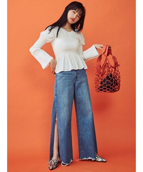 EMODA（エモダ）の「ライトフラワーシャーリングトップス（Tシャツ/カットソー・レディース・ホワイト/ブラック/その他/その他1・FREE）」の5枚目の写真
