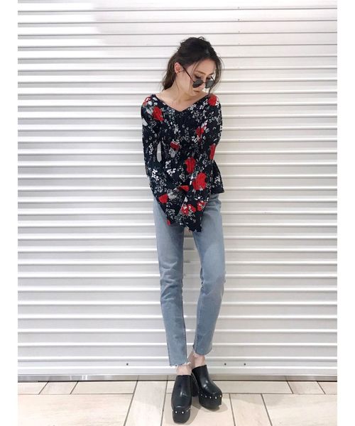 EMODA（エモダ）の「ライトフラワーシャーリングトップス（Tシャツ/カットソー・レディース・ホワイト/ブラック/その他/その他1・FREE）」の20枚目の写真
