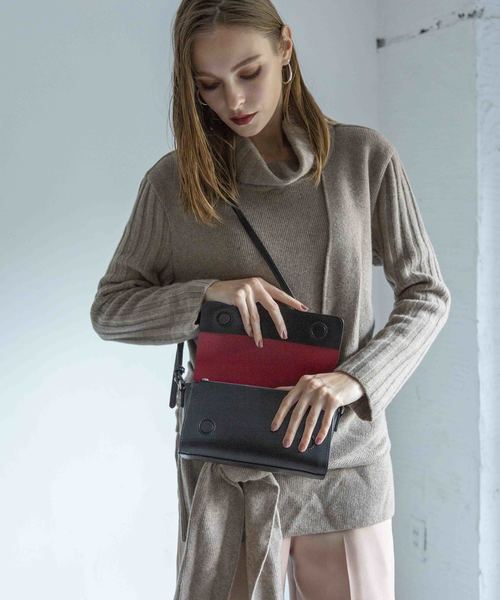 YAHKI(ヤーキ)の「【YAHKI】《STUDIOUS別注》お財布ショルダー YH-185(ショルダーバッグ・レディース・ブラック/ベージュ/フューシャピンク/ベージュ系その他・FREE)」の12枚目の写真