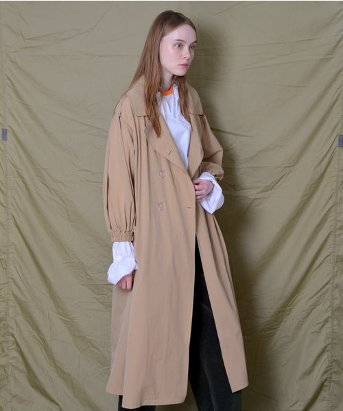 SUPERTHANKS（スーパーサンクス）の「ギャザーロングトレンチコート（トレンチコート・レディース・ブラック/ベージュ・FREE）」の5枚目の写真