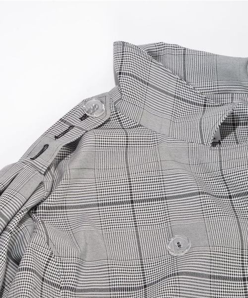 SUPERTHANKS（スーパーサンクス）の「ギャザーロングトレンチコート（トレンチコート・レディース・ブラック/ベージュ・FREE）」の8枚目の写真