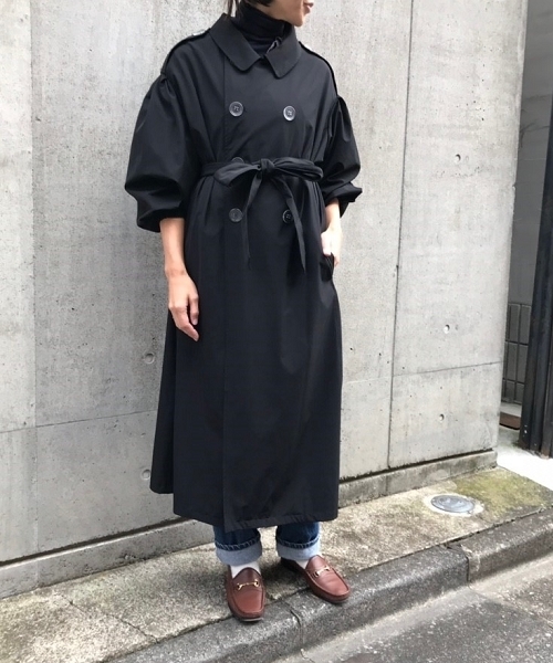 SUPERTHANKS（スーパーサンクス）の「ギャザーロングトレンチコート（トレンチコート・レディース・ブラック/ベージュ・FREE）」の18枚目の写真