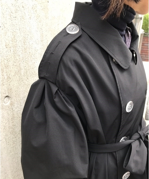 SUPERTHANKS（スーパーサンクス）の「ギャザーロングトレンチコート（トレンチコート・レディース・ブラック/ベージュ・FREE）」の20枚目の写真