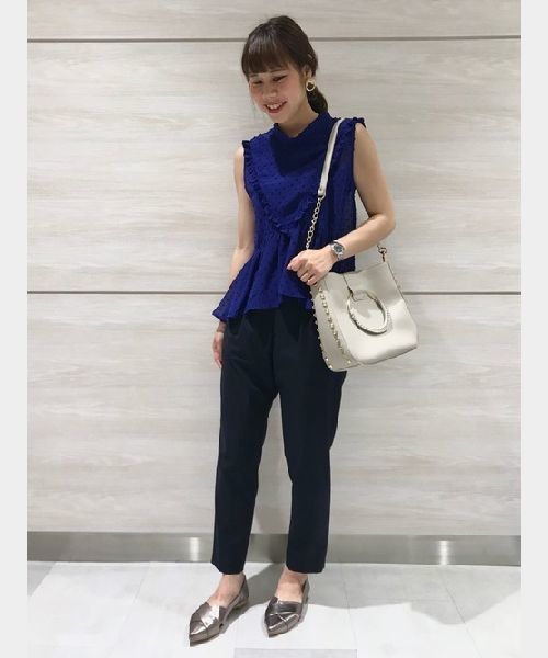 YECCA VECCA（イェッカヴェッカ）の「・フリルノースリーブブラウス（シャツ/ブラウス・レディース・ホワイト/イエロー/ブルー/ブラック・FREE）」の3枚目の写真