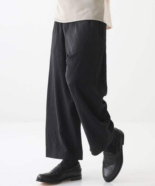 Iroquois（イロコイ）の「【Iroquois】ドライツイルワッシャー ワイド（その他パンツ・メンズ・ベージュ/ブラック・1/2）」の2枚目の写真