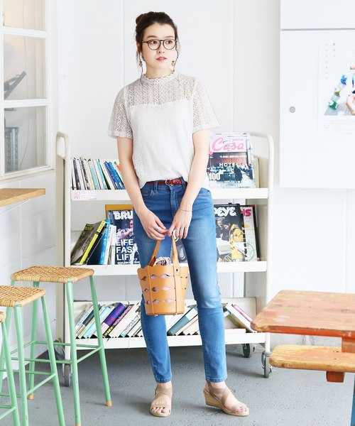 reca（レカ）の「プチハイネックシースルーレース 半袖トップス（Tシャツ/カットソー・レディース・オフホワイト/ブラック/サックスブルー/イエロー・M）」の13枚目の写真