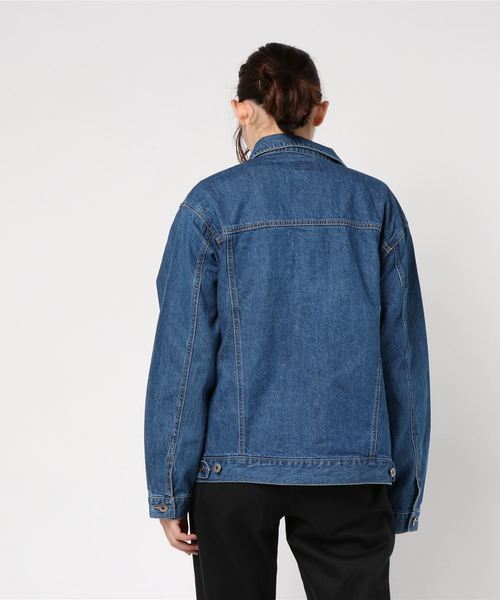 LBC（エルビーシー）の「オーバーサイズデニムジャケット（デニムジャケット・レディース・ネイビー/ブルー・M/L）」の4枚目の写真