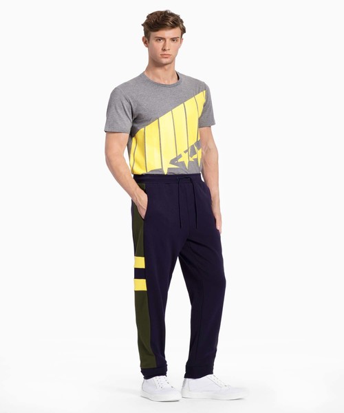 CALVIN KLEIN PERFORMANCE(カルバンクラインパフォーマンス)の「【ブランド公式】PERFORMANCE スタープリント ショートスリーブ Tシャツ(Tシャツ/カットソー・メンズ・グレー/レッド・X-SMALL/MEDIUM/LARGE/X-LARGE)」の4枚目の写真