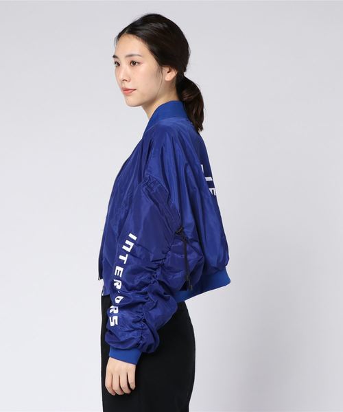 SPIGA（スピーガ）の「ﾊﾞｯｸ袖ﾛｺﾞPTｼｮｰﾄﾌﾞﾙｿﾞﾝ（ブルゾン・レディース・ホワイト/ブラック/カーキ/ブルー・FREE）」の5枚目の写真