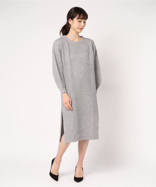 rps（アールピーエス）の「ワッフル編みボリューム袖ニットワンピース（ワンピース・レディース・ブラック/アイボリー/杢グレー・M）」の7枚目の写真