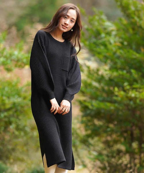 rps（アールピーエス）の「ワッフル編みボリューム袖ニットワンピース（ワンピース・レディース・ブラック/アイボリー/杢グレー・M）」の17枚目の写真