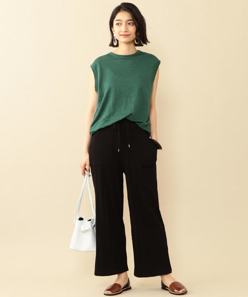 BEAUTY&YOUTH UNITED ARROWS（ビューティーアンドユースユナイテッドアローズ）の「【WEB限定】by※∴ リブジャカードスリットワイドパンツ -手洗い可能-о（その他パンツ・レディース・オフホワイト/オリーブ/ブラック・FREE）」の11枚目の写真