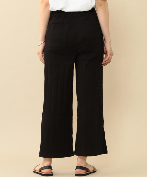 BEAUTY&YOUTH UNITED ARROWS（ビューティーアンドユースユナイテッドアローズ）の「【WEB限定】by※∴ リブジャカードスリットワイドパンツ -手洗い可能-о（その他パンツ・レディース・オフホワイト/オリーブ/ブラック・FREE）」の15枚目の写真