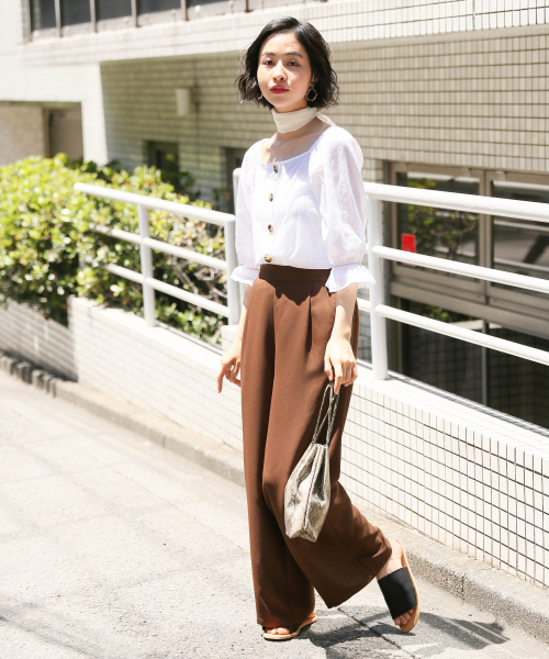 LOWRYS FARM（ローリーズファーム）の「フラットサンダル　841296（サンダル・レディース・ブラック/ブラウン/ベージュ・MEDIUM/LARGE）」の8枚目の写真