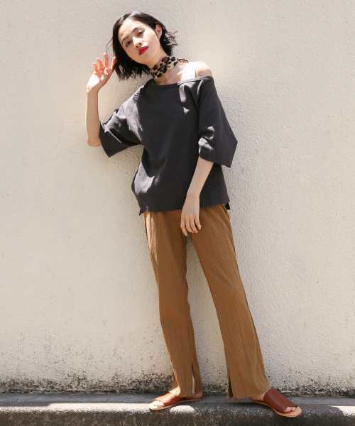 LOWRYS FARM（ローリーズファーム）の「フラットサンダル　841296（サンダル・レディース・ブラック/ブラウン/ベージュ・MEDIUM/LARGE）」の11枚目の写真